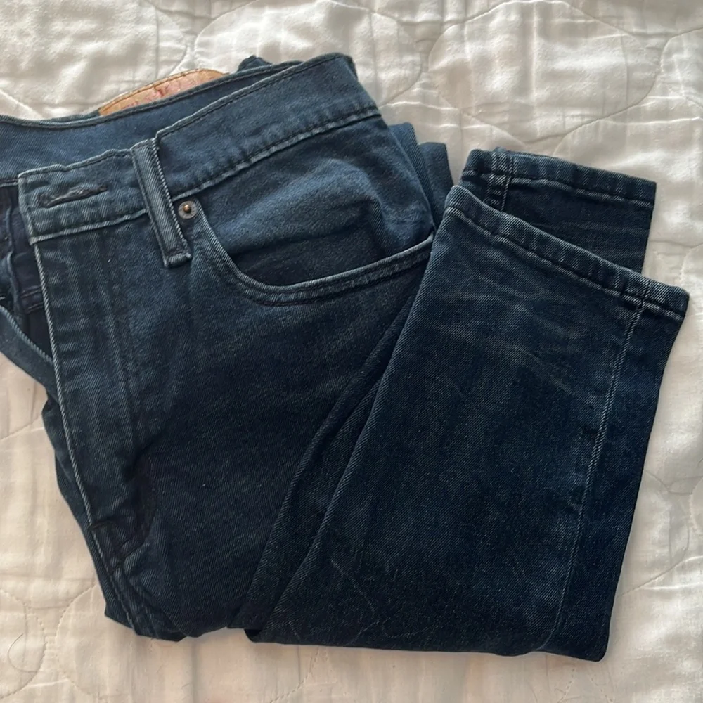 Levi’s 512 Mens dark wash - Picture 3 of 4